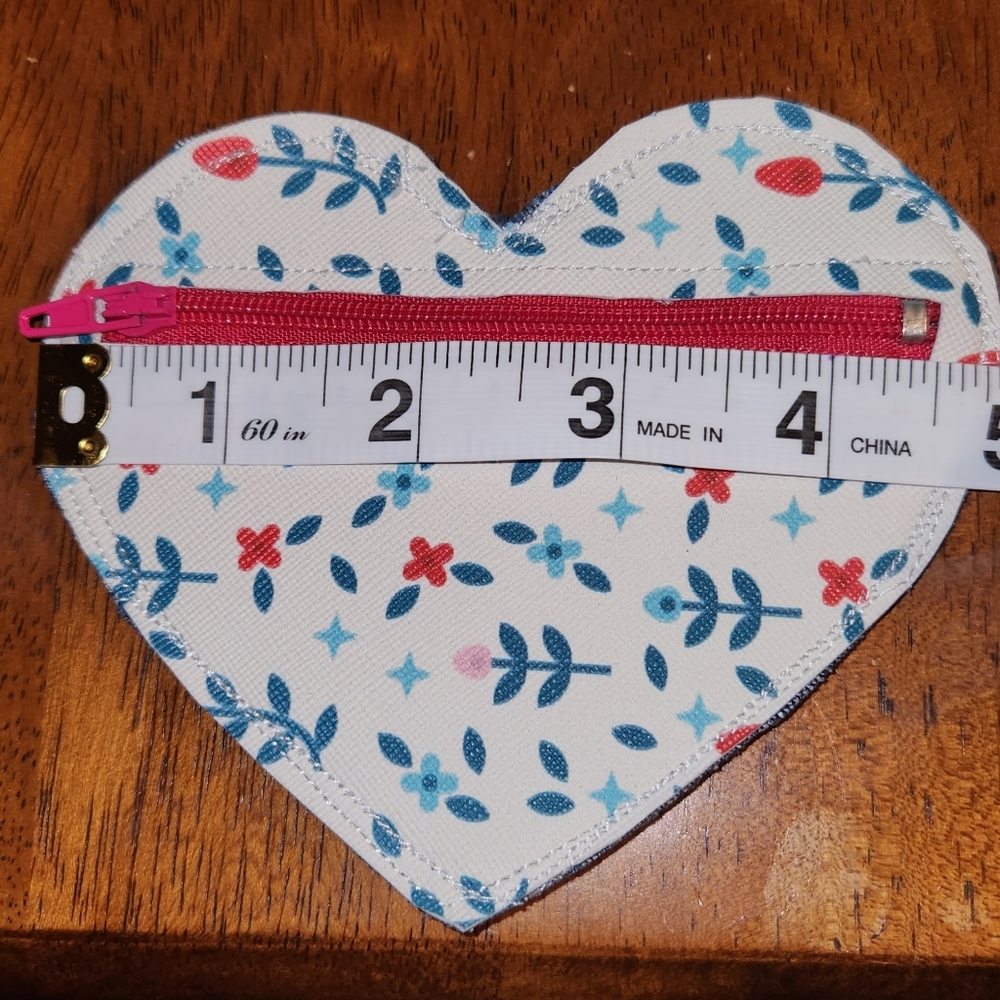 $1 Homemade Heart Coin Purse
